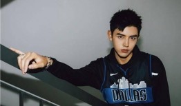 千玺新杂志爆料视频,光影交错，青春风采尽显