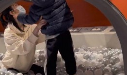 母子俩互相爆料视频,视频揭露家庭温馨瞬间