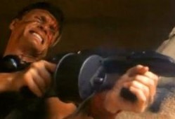 魔鬼悍将 在线观看,在线观影指南，热血激战一触即发！